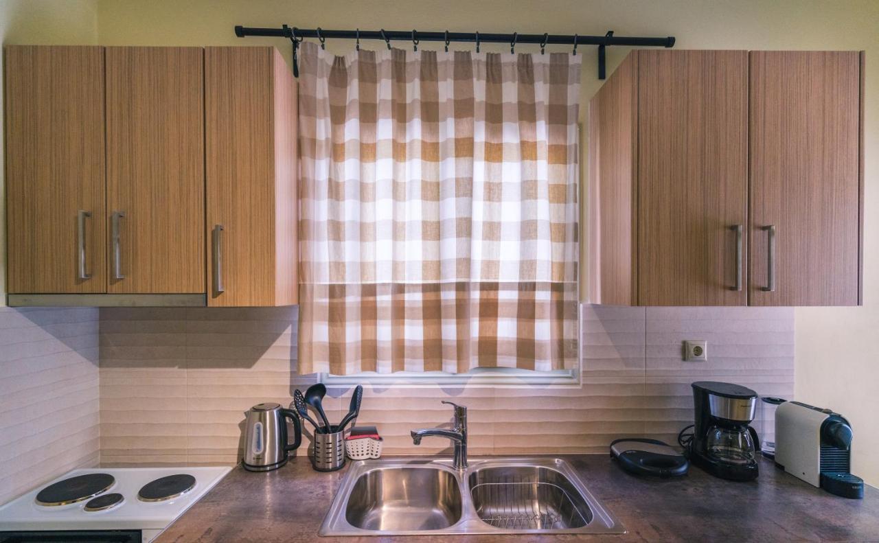 Penny'S Apartment Exambela ภายนอก รูปภาพ